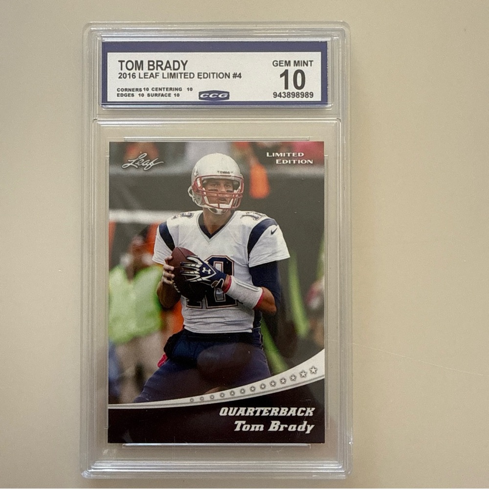 Leaf Limited Edition Tom Brady Card